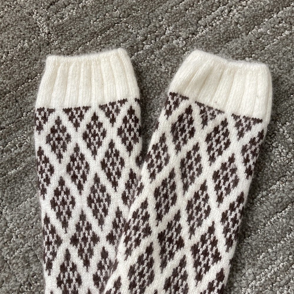 Knee High Pattern Socks - Picture 3 of 7